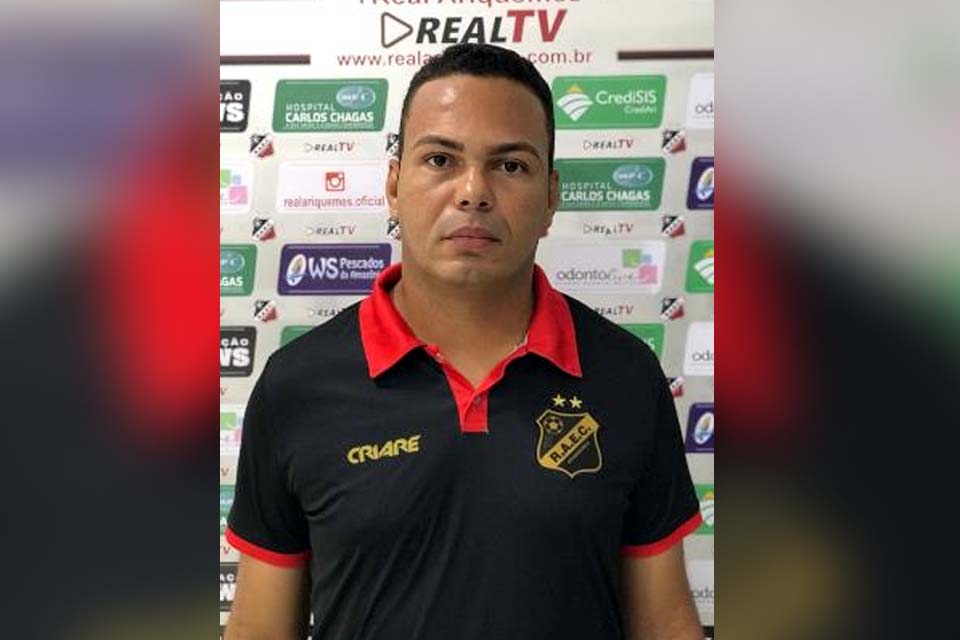 Real Ariquemes apresenta o técnico Odilon Júnior