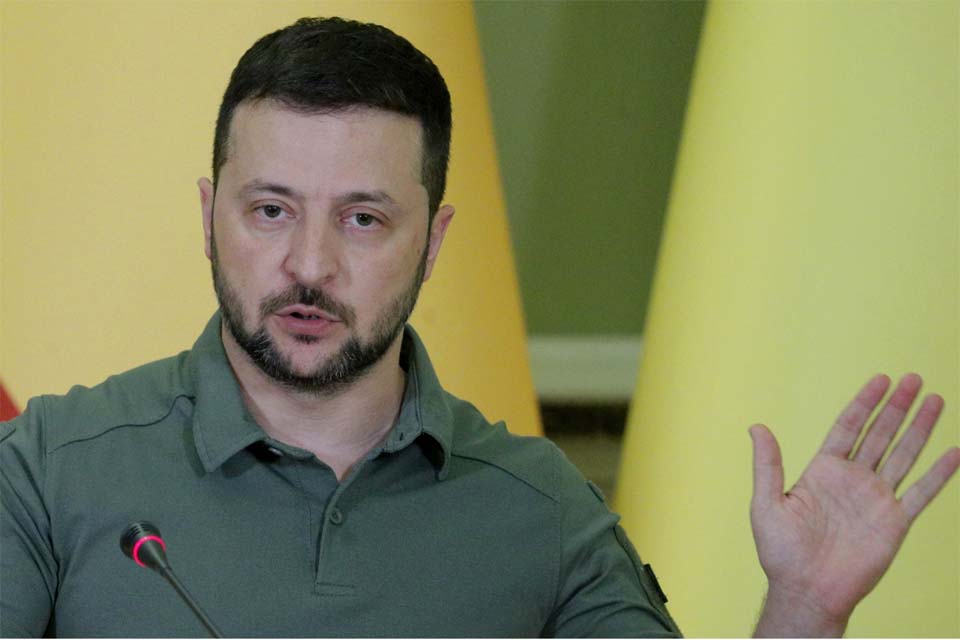 Presidente ucraniano, Volodymyr Zelensky, expulsa embaixador da Geórgia em Kiev