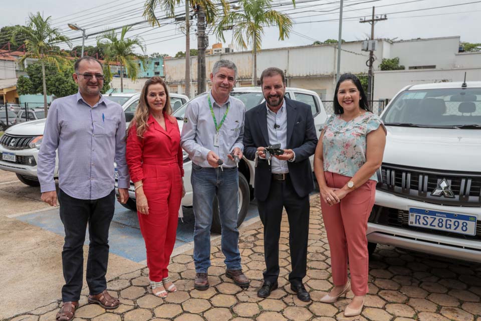 Oito novos automóveis são doados para a Saúde em Porto Velho