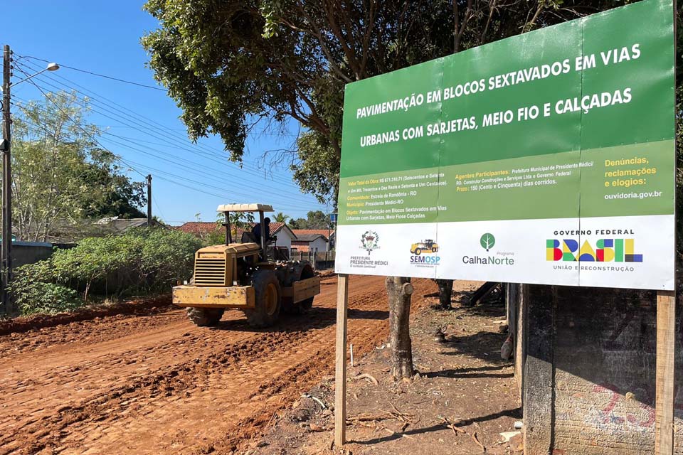 Prefeitura de Presidente Médici realiza obra de pavimentação no distrito Estrela de Rondônia