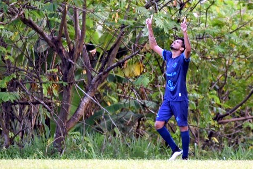 Guaporé acerta com o atacante Ismael Campelo