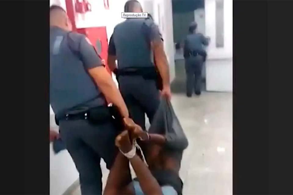 Justiça militar absolve policiais que tinham levado homem amarrado