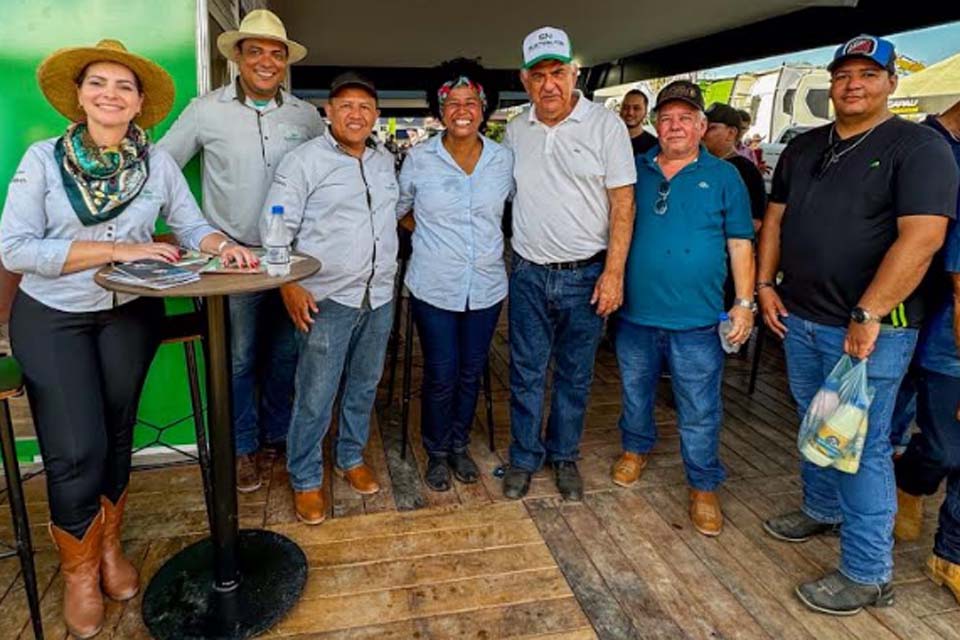 Deputada Sílvia Cristina agradece recepção calorosa da população, durante a Rondônia Rural Show